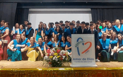 La promoción 23-25 de Bachillerato celebra su graduación